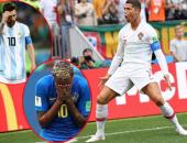 Ronaldo 'cân' cả Messi, Neymar: Bí mật nằm sau chiếc giày! Ronaldo 'cân' cả Messi, Neymar: Bí mật nằm sau chiếc giày!