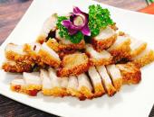 Bật mí bí quyết làm thịt quay giòn tan, thơm nức mũi Bật mí bí quyết làm thịt quay giòn tan, thơm nức mũi