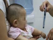 Tưởng con 3 tháng đã biết đứng là phát triển vượt trội, bố mẹ không ngờ bé mắc bệnh nặng Tưởng con 3 tháng đã biết đứng là phát triển vượt trội, bố mẹ không ngờ bé mắc bệnh nặng