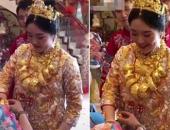 Cô dâu đeo cả yến vàng trong ngày cưới gây xôn xao mạng TQ Cô dâu đeo cả yến vàng trong ngày cưới gây xôn xao mạng TQ
