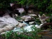 Nổi da gà khi biết được bí ẩn đằng sau hồ nước bị quỷ ám ở Úc Nổi da gà khi biết được bí ẩn đằng sau hồ nước bị quỷ ám ở Úc