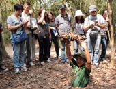 Khám phá đất thép Củ Chi - địa đạo có một không hai trong lòng đất Khám phá đất thép Củ Chi - địa đạo có một không hai trong lòng đất