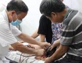Bé gái bị méo mồm sau giấc ngủ trưa, BS cảnh báo thói quen xấu nhiều gia đình gặp phải Bé gái bị méo mồm sau giấc ngủ trưa, BS cảnh báo thói quen xấu nhiều gia đình gặp phải