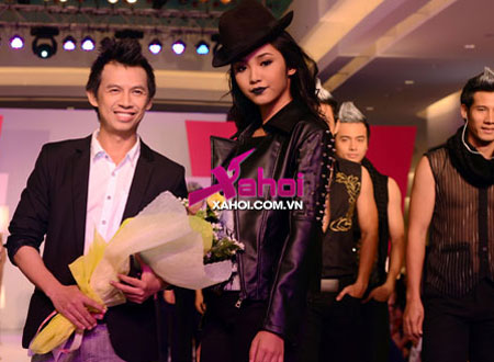 Bảo Trân xuất hiện vị trí vedette trong show thời trang nam.