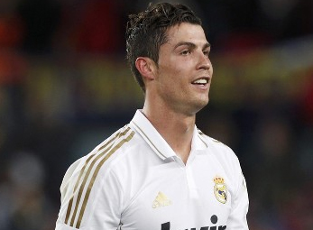 Ronaldo vẫn còn nặng lòng với Man Utd