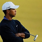 Tiger Woods thụt lùi ở vòng 2 Masters