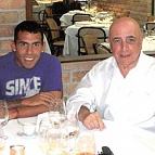 Milan hướng tới tương lai: Làm tất cả để có Tevez