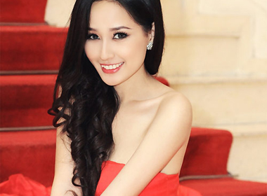 Hoa hậu Mai Phương Thúy.