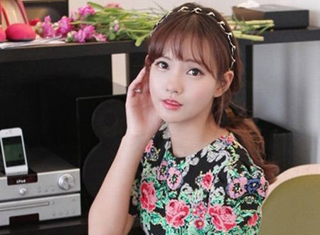 Chiếc bờm tóc xinh xắn để khiến mình nổi bật, đáng yêu hơn.