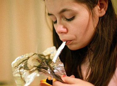 Chuyện người mẫu nghiện thuốc phiện, ma túy không còn xa lạ với những người sành tin (ảnh minh họa)