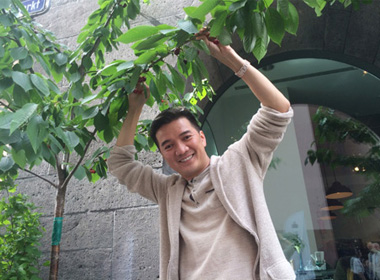 Đàm Vĩnh Hưng du ngoạn Châu Âu