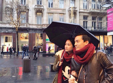 Rời Việt Nam, Lam Trường cùng vợ đi tuần trăng mật ở Bỉ
