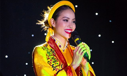 Phạm Hương thi tài năng HHHV với 'Dạ cổ hoài lang'