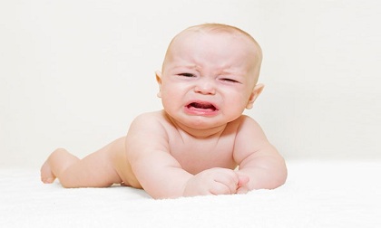 Chiêu 'nhỏ mà có võ' để dỗ con hết khóc mọi lúc mọi nơi