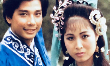 NSND Hồng Vân tiết lộ về mối tình 33 năm với Lê Tuấn Anh NSND Hồng Vân tiết lộ về mối tình 33 năm với Lê Tuấn Anh