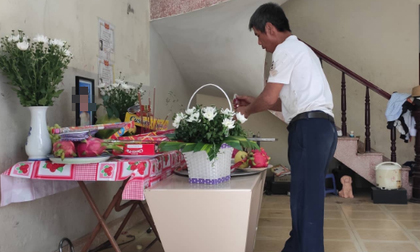 Tang thương gia đình có 2 bé gái chết đuối trong lúc chơi đạp vịt ở Hà Nội: 'Cùng một lúc, tôi mất cả cháu nội, cháu ngoại' Tang thương gia đình có 2 bé gái chết đuối trong lúc chơi đạp vịt ở Hà Nội: 'Cùng một lúc, tôi mất cả cháu nội, cháu ngoại'