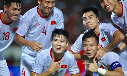 Việt Nam thắng giòn Indonesia: Số phận đã chỉ rõ, ai mới là anh hùng! Việt Nam thắng giòn Indonesia: Số phận đã chỉ rõ, ai mới là anh hùng!