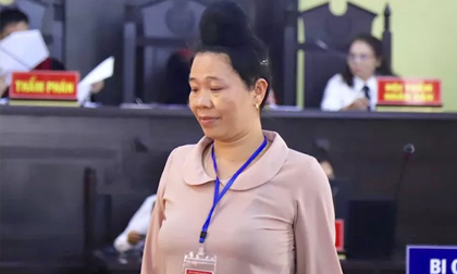 Xét xử vụ gian lận điểm thi Sơn La: Cảm ơn ông chú 300 triệu đồng để 'nước nôi' Xét xử vụ gian lận điểm thi Sơn La: Cảm ơn ông chú 300 triệu đồng để 'nước nôi'