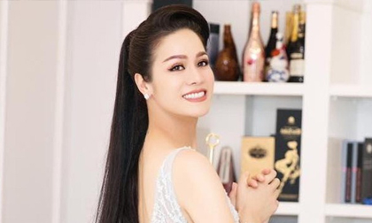 Ca sĩ Nhật Kim Anh sửng sốt, vẫn chưa thể tin đối tượng trộm 5 tỷ đồng đã 'sa lưới' Ca sĩ Nhật Kim Anh sửng sốt, vẫn chưa thể tin đối tượng trộm 5 tỷ đồng đã 'sa lưới'