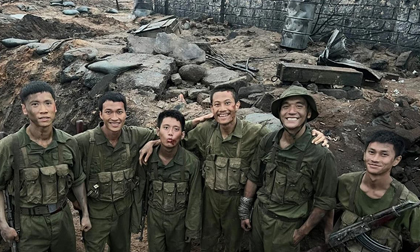 ‘Mưa đỏ’ trở thành Phim Việt ăn khách nhất mọi thời đại: 562 tỷ đồng doanh thu sẽ được chia thế nào?