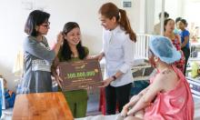 Vụ Trương Ngọc Ánh bị tố 'quỵt' 300 triệu tiền từ thiện: Xuất hiện các tình tiết bất ngờ Vụ Trương Ngọc Ánh bị tố 'quỵt' 300 triệu tiền từ thiện: Xuất hiện các tình tiết bất ngờ