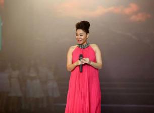 Thu Minh gặp sự cố sức khoẻ trong liveshow Wanbi Tuấn Anh Thu Minh gặp sự cố sức khoẻ trong liveshow Wanbi Tuấn Anh