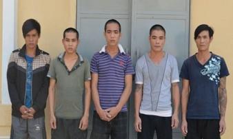 Siêu trộm và cuộc đào tẩu ngoạn mục qua ô thoáng xe tù Siêu trộm và cuộc đào tẩu ngoạn mục qua ô thoáng xe tù