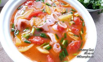 Canh mực nấu chua lạ miệng đưa cơm ngày hè cả nhà tấm tắc khen Canh mực nấu chua lạ miệng đưa cơm ngày hè cả nhà tấm tắc khen