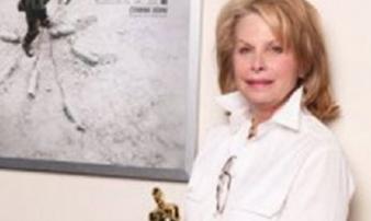 Cái chết của nữ hoàng truyền thông Hollywood, cảnh sát đã bắt đúng người? Cái chết của nữ hoàng truyền thông Hollywood, cảnh sát đã bắt đúng người?