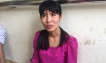 Người vợ kể lại phút bị 2 tên cướp đâm, cướp túi xách khi ngủ trong xe tải Người vợ kể lại phút bị 2 tên cướp đâm, cướp túi xách khi ngủ trong xe tải