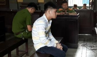Chàng trai chết thảm chỉ vì nghe nhầm tên côn đồ chửi bạn gái Chàng trai chết thảm chỉ vì nghe nhầm tên côn đồ chửi bạn gái