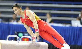 Từ cậu bé suy dinh dưỡng, nay ốm mai đau đến 'chiến binh toàn năng' khuynh đảo SEA Games Từ cậu bé suy dinh dưỡng, nay ốm mai đau đến 'chiến binh toàn năng' khuynh đảo SEA Games