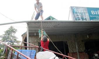 Học sinh Quảng Trị được nghỉ học đến hết bão số 10 Học sinh Quảng Trị được nghỉ học đến hết bão số 10
