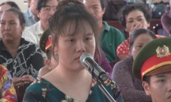 Cầm dao can ba mẹ cãi nhau khiến cha chết, cô gái 18 tuổi lĩnh án tù Cầm dao can ba mẹ cãi nhau khiến cha chết, cô gái 18 tuổi lĩnh án tù