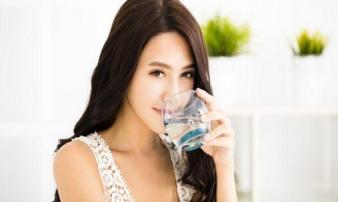 Uống cốc nước này trước bữa ăn giảm cân nhanh hơn hút mỡ Uống cốc nước này trước bữa ăn giảm cân nhanh hơn hút mỡ