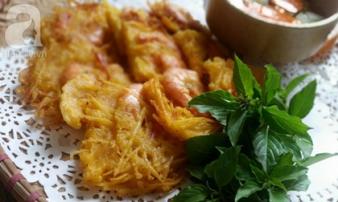 Không cần phải lên Hồ Tây ăn bánh tôm, tự bạn cũng có thể làm bánh tôm chuẩn ngon không kém! Không cần phải lên Hồ Tây ăn bánh tôm, tự bạn cũng có thể làm bánh tôm chuẩn ngon không kém!