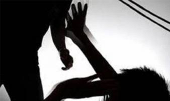 Hải Dương: Con trai đánh mẹ đẻ nứt sọ, gãy quai hàm Hải Dương: Con trai đánh mẹ đẻ nứt sọ, gãy quai hàm