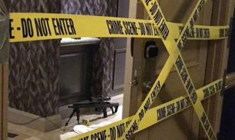 Giây phút cảnh sát xông vào phòng tay súng Las Vegas Giây phút cảnh sát xông vào phòng tay súng Las Vegas