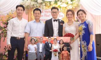 Một đám cưới – hai tâm trạng, bức ảnh khiến người xem miệng cười mà khóe mắt cay cay Một đám cưới – hai tâm trạng, bức ảnh khiến người xem miệng cười mà khóe mắt cay cay