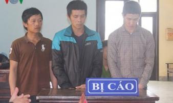 3 đối tượng hành hung bác sĩ ở Bệnh viện Cu Ba Đồng Hới lĩnh án nặng 3 đối tượng hành hung bác sĩ ở Bệnh viện Cu Ba Đồng Hới lĩnh án nặng