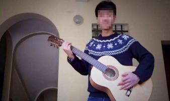 Bị dọa tung 'ảnh nóng', chàng trai 17 tuổi giết người cũ rồi giấu xác vào vali Bị dọa tung 'ảnh nóng', chàng trai 17 tuổi giết người cũ rồi giấu xác vào vali