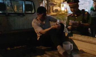 Nhân chứng kể lại giây phút thót tim chứng kiến cảnh xe bán tải kéo lê nạn nhân gần 1km Nhân chứng kể lại giây phút thót tim chứng kiến cảnh xe bán tải kéo lê nạn nhân gần 1km
