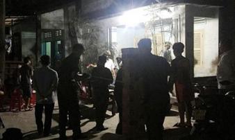 Sát hại cha, dọa giết người đưa đi cấp cứu Sát hại cha, dọa giết người đưa đi cấp cứu