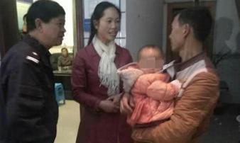 Nửa đêm đi vệ sinh phát hiện con bị bắt cóc, danh tính thủ phạm khiến ai cũng ngỡ ngàng Nửa đêm đi vệ sinh phát hiện con bị bắt cóc, danh tính thủ phạm khiến ai cũng ngỡ ngàng
