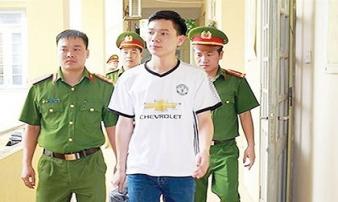 Bác sỹ Hoàng Công Lương đối mặt với khoản tiền bồi thường 'khủng' Bác sỹ Hoàng Công Lương đối mặt với khoản tiền bồi thường 'khủng'