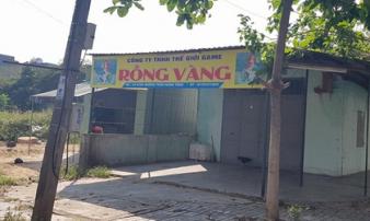 Lời khai bất ngờ vụ chém gần đứt lìa bàn tay cô gái đang chơi game Lời khai bất ngờ vụ chém gần đứt lìa bàn tay cô gái đang chơi game