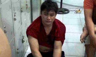 Chân dung Tài 'Mụn', nghi can đâm chết 2 hiệp sĩ Sài Gòn vừa bị bắt giữ Chân dung Tài 'Mụn', nghi can đâm chết 2 hiệp sĩ Sài Gòn vừa bị bắt giữ