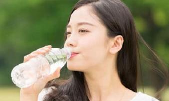 5 thói quen trước khi đi ngủ tưởng chừng vô hại nhưng cực kỳ nguy hiểm chị em cần tránh ngay 5 thói quen trước khi đi ngủ tưởng chừng vô hại nhưng cực kỳ nguy hiểm chị em cần tránh ngay