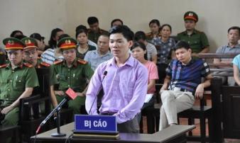 Tiết lộ cuốn sổ quyết định ‘số phận’ BS Hoàng Công Lương Tiết lộ cuốn sổ quyết định ‘số phận’ BS Hoàng Công Lương