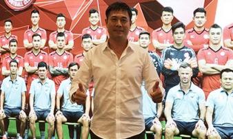 'Dập' tin giải thể, CLB TP.HCM ra mắt tân Chủ tịch Hữu Thắng 'Dập' tin giải thể, CLB TP.HCM ra mắt tân Chủ tịch Hữu Thắng
